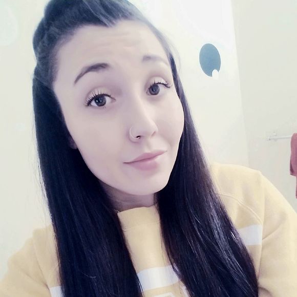 Meet your Posher, Kelsi - Picture 1 of 1